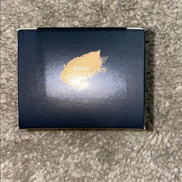 Shimmer powder Fenty Beauty - Picture 2 of 2